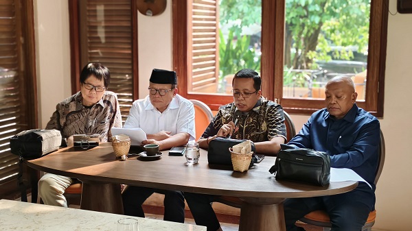 KOSMAK Singgung Kasus Jampidsus Febrie Adriansyah, Desak KPK ambil Alih Dugaan Suap Sugar Group