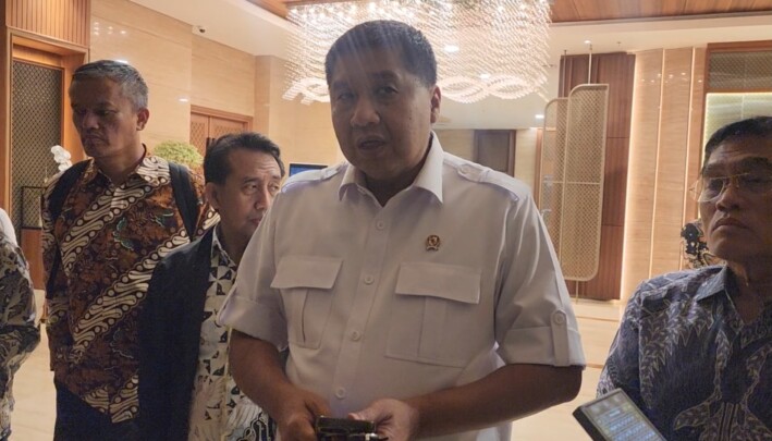 Aturan Bedah Rumah Dipermudah, Menteri PKP: Cukup Surat Keterangan dari Kepala Desa