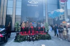 Chery Buka Diler ke-79 di Tegal, Bidik Pasar Kendaraan Elektrifikasi Pantura Barat